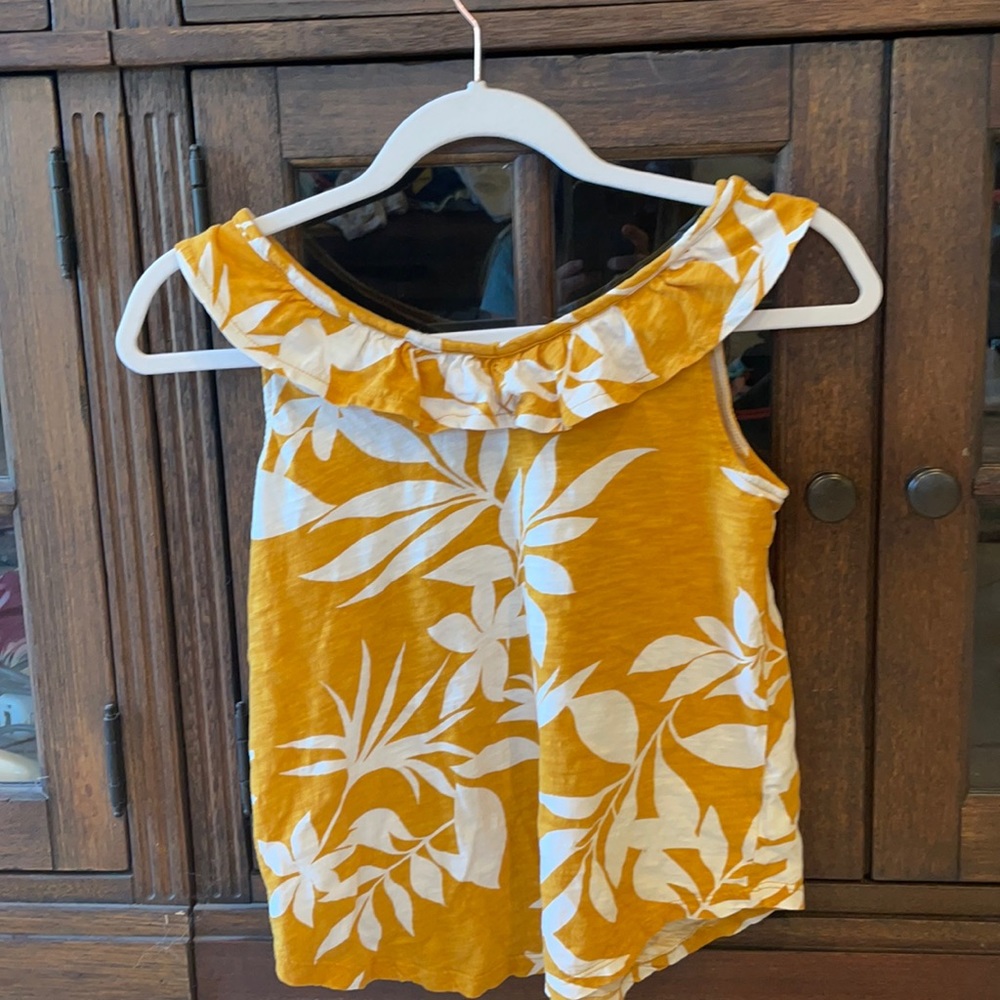Cute tropical tank with ruffles on the top